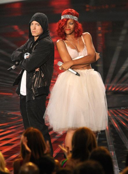 Eminem si Rihanna, show de exceptie la premiile VMA VIDEO