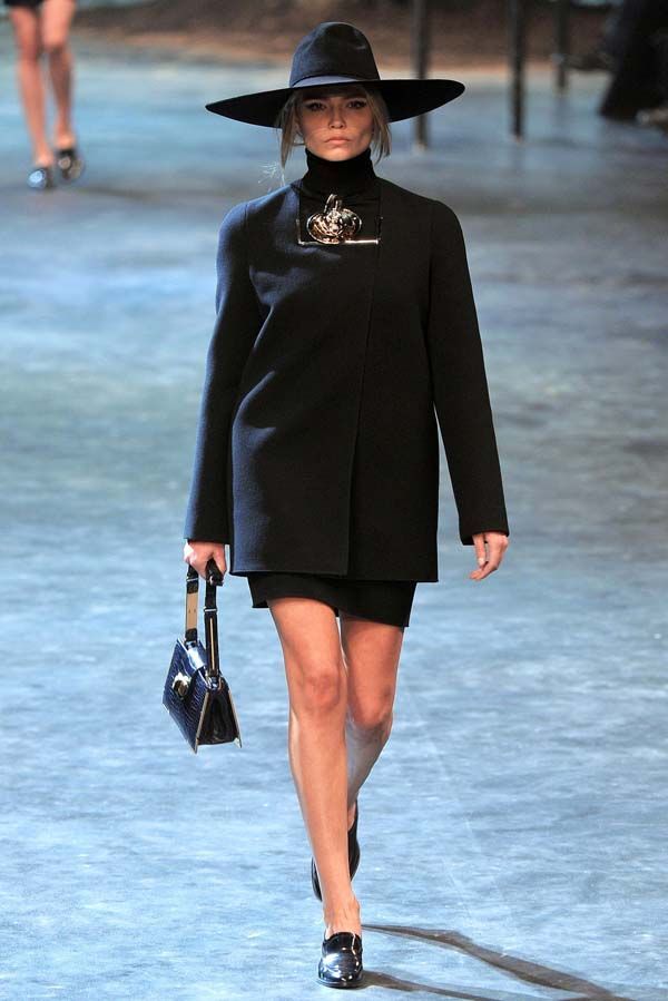 Lanvin toamna - iarna 2011/2012, in topul celor mai frumoase colectii prezentate la Paris Fashion Week &nbsp;