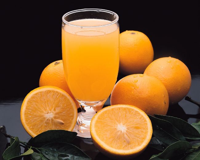 Miturile despre alimentele bune , desființate. De ce nu sunt sănătoase sucul de portocale, margarina sau morcovii