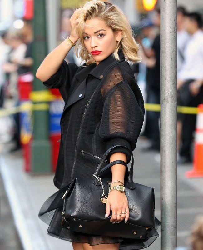 Manifest pentru Frumusete: Rita Ora, asa cum fanii au rar ocazia sa o vada. Cum arata vedeta fara pic de machiaj