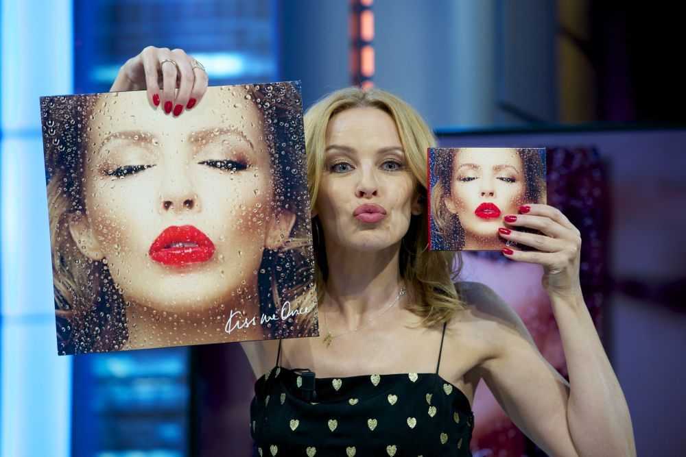 Tinutele care striga disperare. La 46 de ani, Kylie Minogue face tot posibilul sa nu fie surclasata de colegele mai tinere din showbiz: FOTO