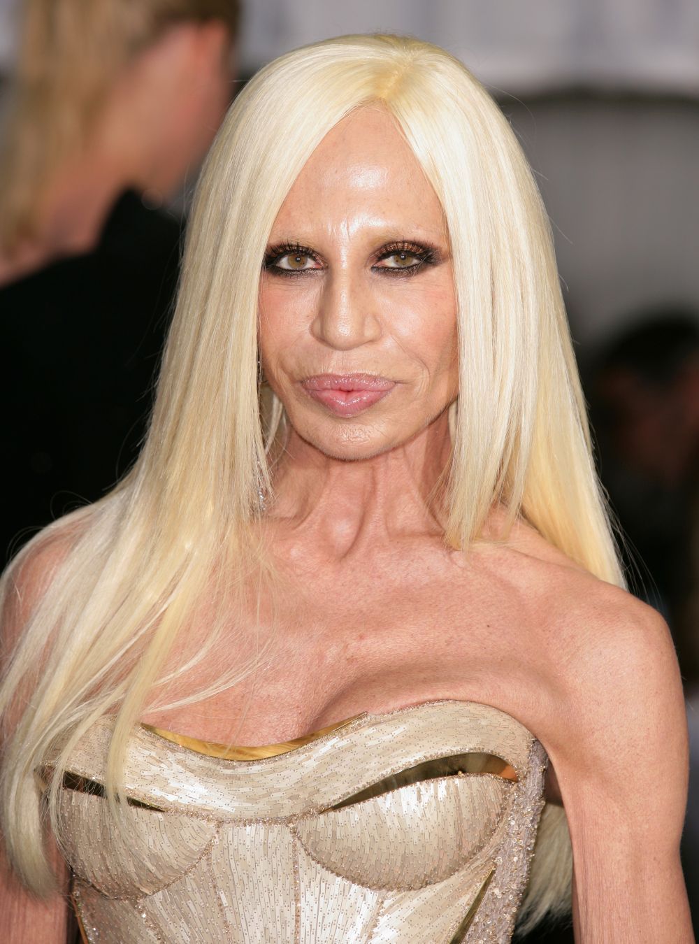 Ai vazut-o vreodata pe Donatella Versace inainte de operatie? Felul in care arata e absolut incredibil: FOTO