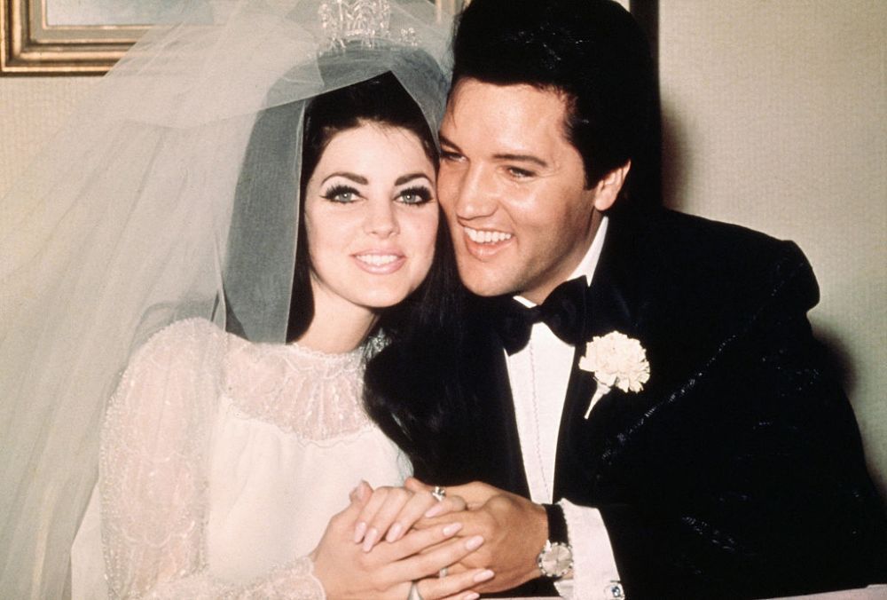 Priscilla Presley a v&acirc;ndut casa pe care o cumpărase ca să fie aproape de Elvis după divorț
