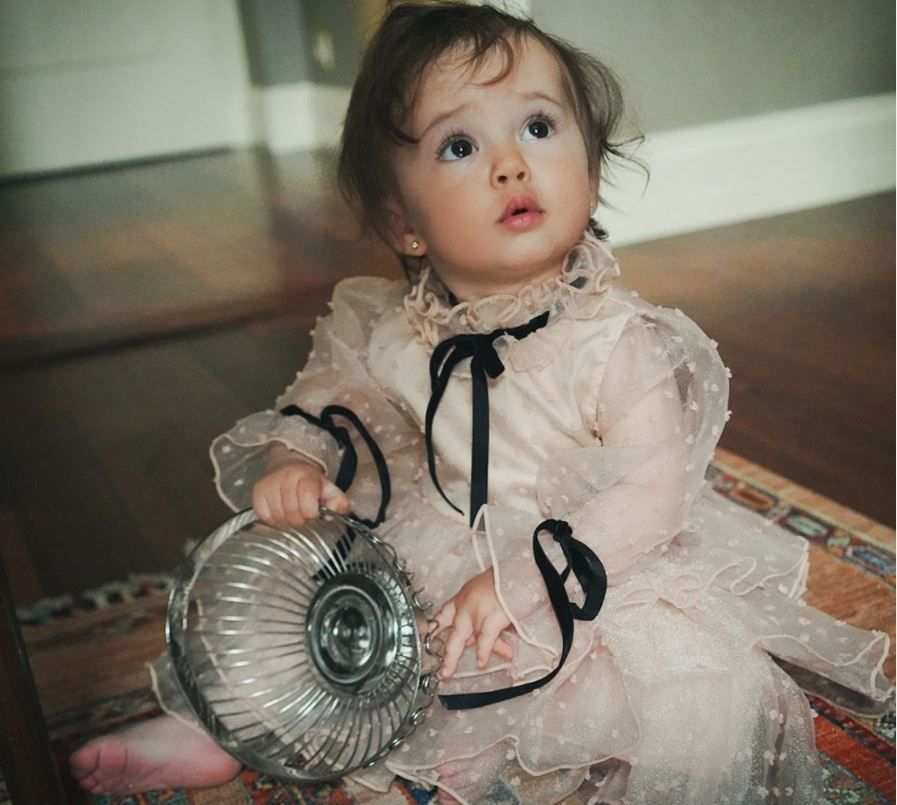 Fetița Danei Rogoz, vedetă &icirc;n devenire pe Instagram. O fotografie cu micuța i-a cucerit pe fanii actriței