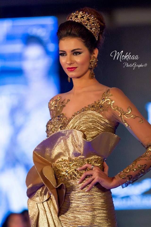 O egipteancă superbă, tranformată total de operațiile estetice. &Icirc;n trecut și-a reprezentat țara la Miss Universe