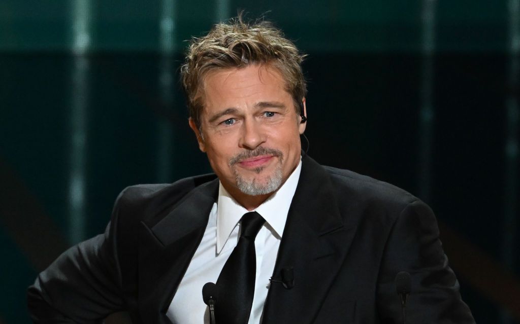 Brad Pitt, acuzat că are un comportament violent pe platourile de filmare: &bdquo;S-au aruncat cu scaune&rdquo;. Cine &icirc;i aduce aceste acuzații actorului
